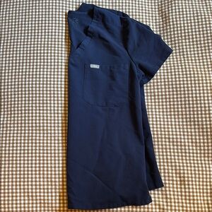 FIGS Navy Blue Catarina one pocket Scrub Top